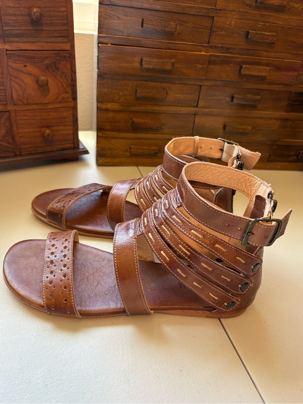 Bed|Stü Artemis strappy leather back-zip sandals NWT cognac size 10 - Picture 6 of 9